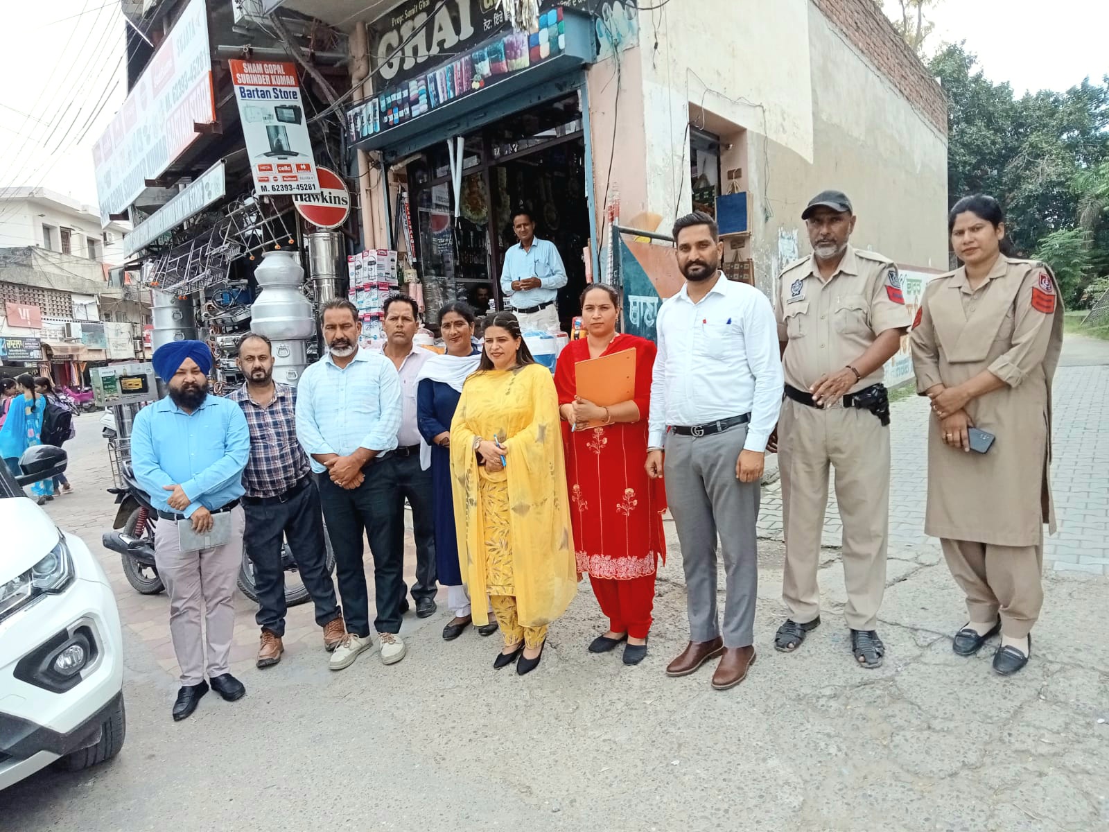 जिला बाल संरक्षण इकाई ने बाल भिक्षावृत्ति एवं बाल श्रम रोकने के लिए अभियान चलाया